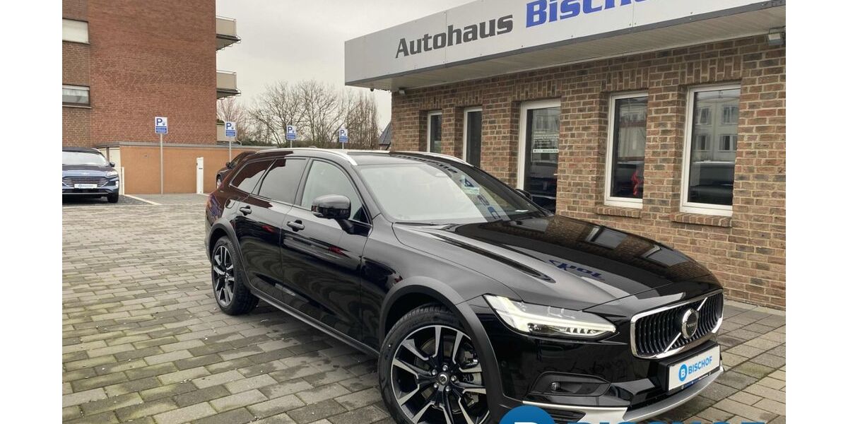 Volvo V90 Cross Country 34.000 km 49.999 &euro; Übach-Palenberg 52531