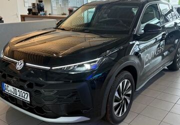 VW T-Roc 9.900 km 37.979 &euro; Baesweiler 52499