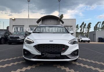 Ford Focus 100.000 km 17.900 &euro; Eschweiler 52249