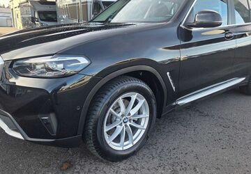 BMW X3 62.100 km 37.880 &euro; Düren 52351
