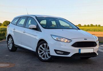 Ford Focus 223.000 km 4.390 &euro; Düren 52353