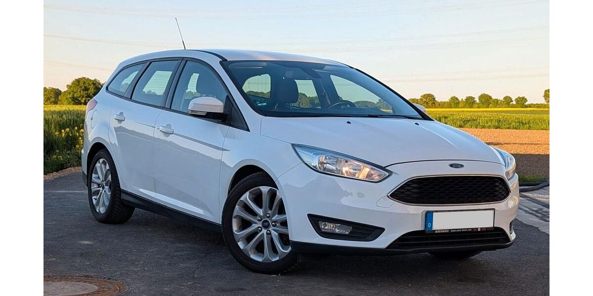 Ford Focus 223.000 km 4.390 &euro; Düren 52353