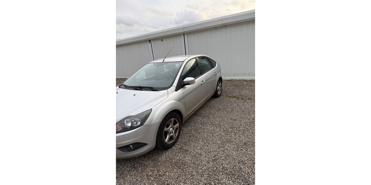 Ford Focus 161.000 km 3.250 &euro; Eschweiler 52249