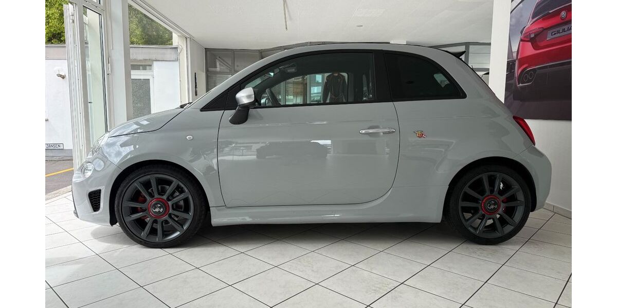 Abarth 595C 39.241 km 19.990 &euro; Aachen 52080