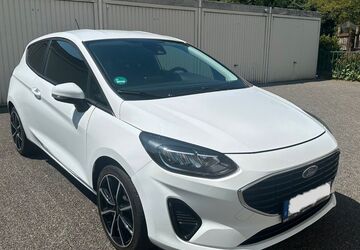 Ford Fiesta 124.000 km 7.200 &euro; Aachen 52074
