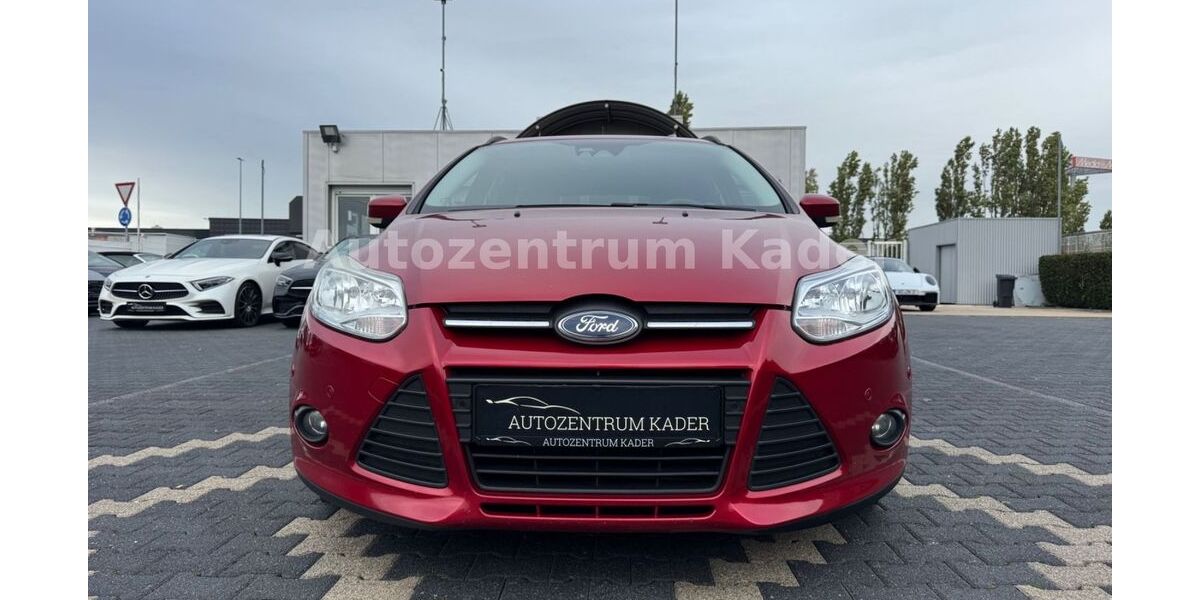 Ford Focus 212.000 km 5.900 &euro; Eschweiler 52249
