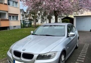 BMW 318 127.000 km 6.445 &euro; Aachen 52072