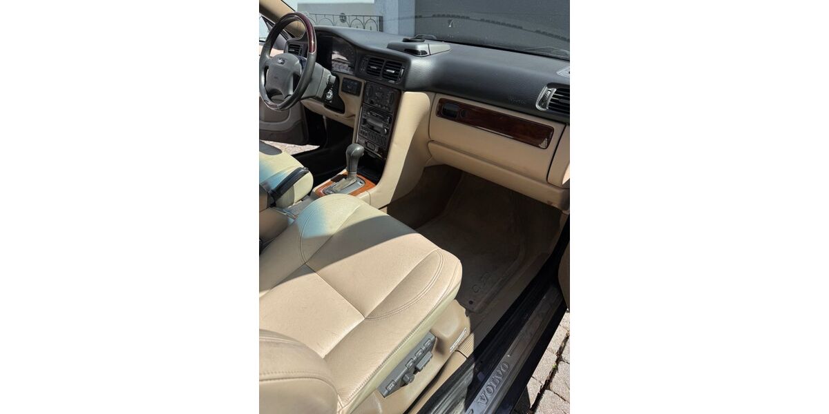 Volvo C70 148.000 km 12.850 &euro; Eschweiler 52249